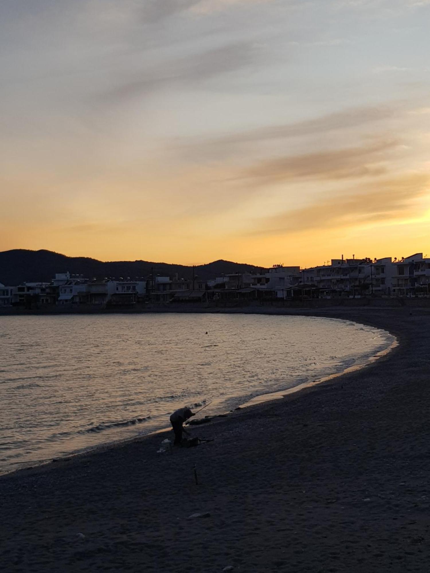 Haraki Mare Studios Beach Front Exterior foto